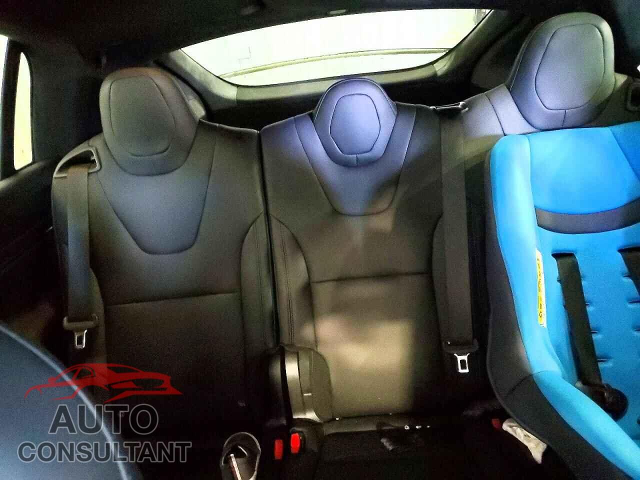 TESLA MODEL X 2024 - 7SAXCAE52RF436723