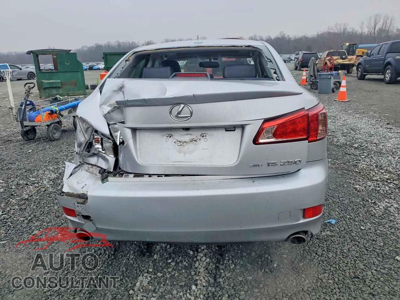 LEXUS IS 2013 - JTHCF5C2XD5060932
