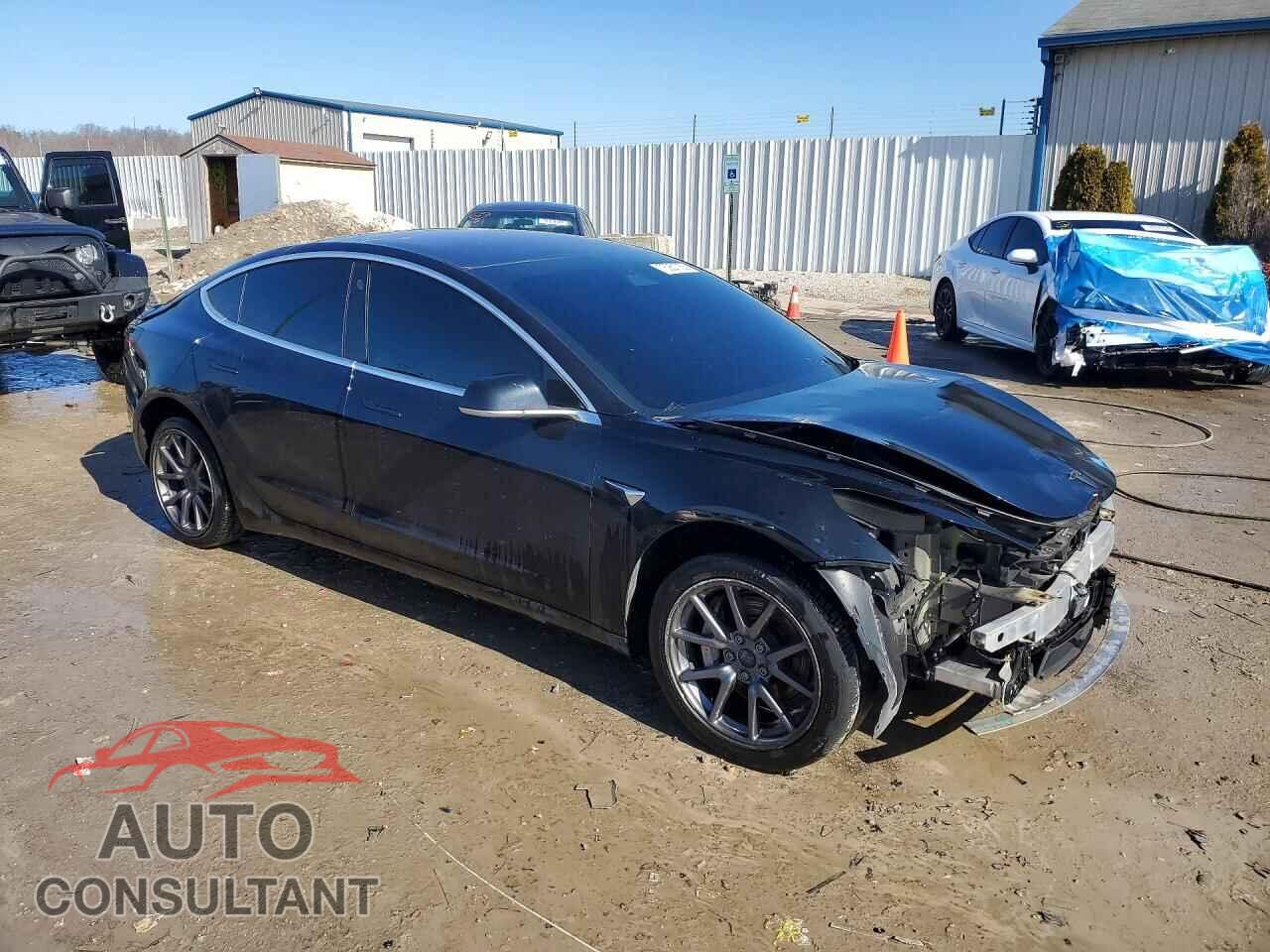TESLA MODEL 3 2018 - 5YJ3E1EA8JF023051
