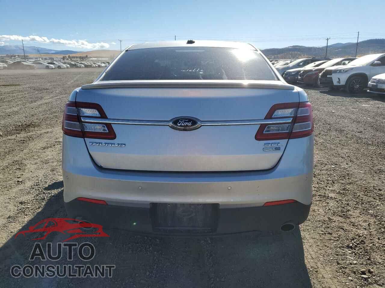 FORD TAURUS 2013 - 1FAHP2H81DG110935