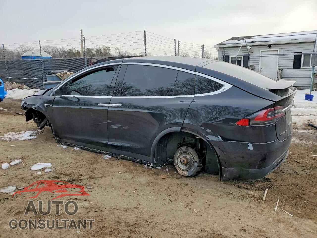 TESLA MODEL X 2018 - 5YJXCBE26JF089894