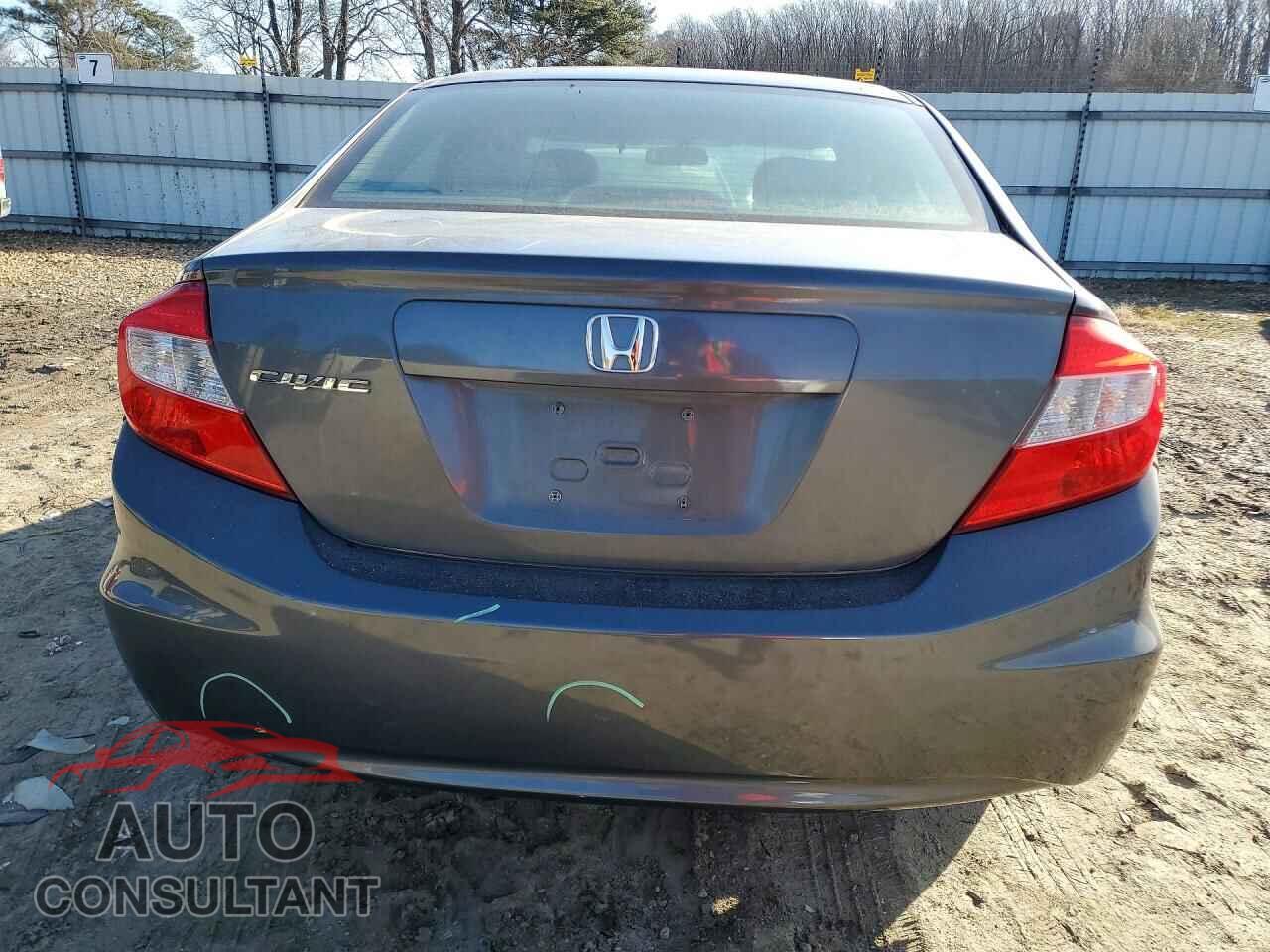 HONDA CIVIC 2012 - 2HGFB2F96CH550598