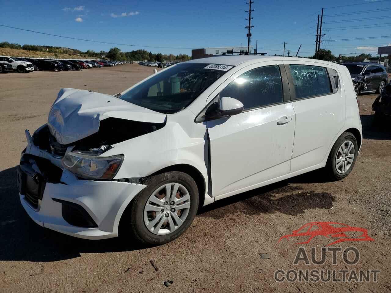 CHEVROLET SONIC 2017 - 1G1JG6SH4H4177315