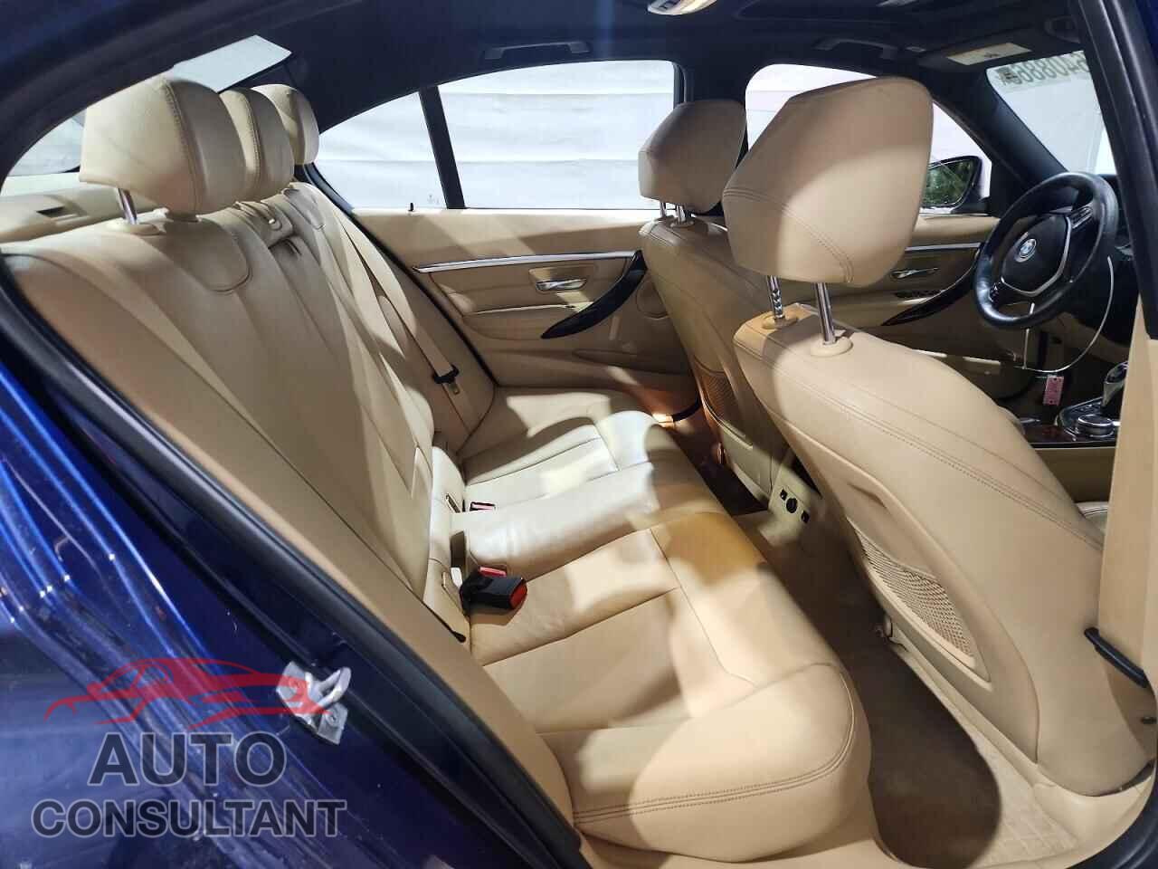 BMW 3 SERIES 2016 - WBA8E3G5XGNU05462