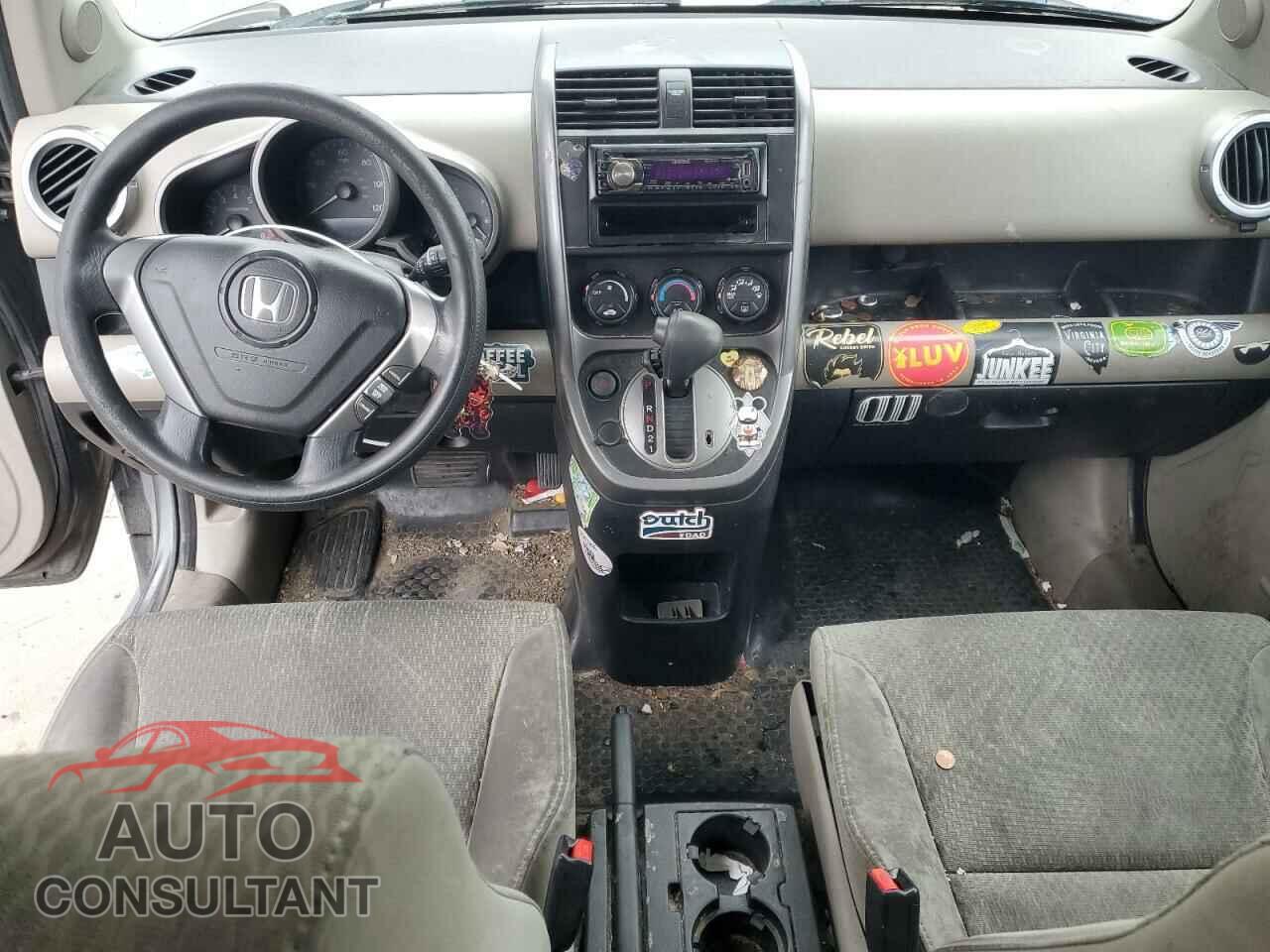 HONDA ELEMENT 2011 - 5J6YH2H30BL000470