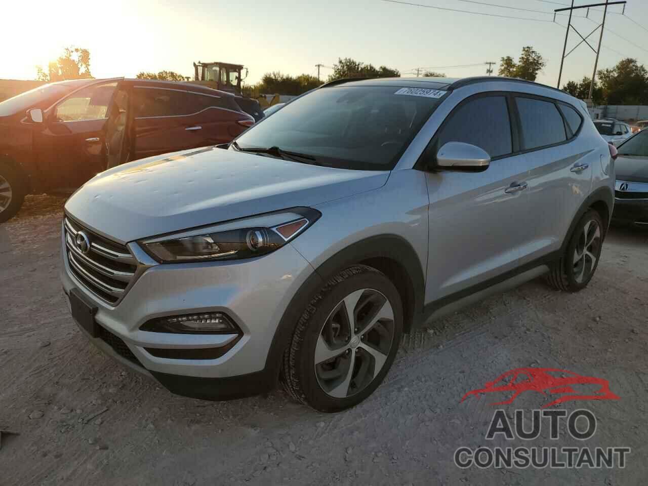 HYUNDAI TUCSON 2018 - KM8J3CA23JU758238