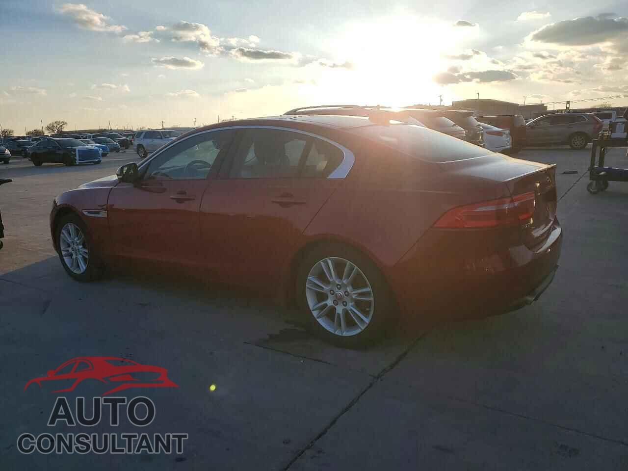 JAGUAR XE 2018 - SAJAJ4FX2JCP37814