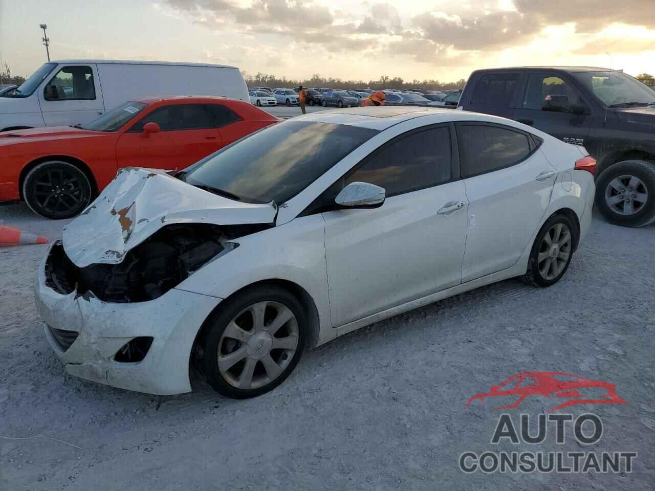 HYUNDAI ELANTRA 2013 - 5NPDH4AE9DH385448