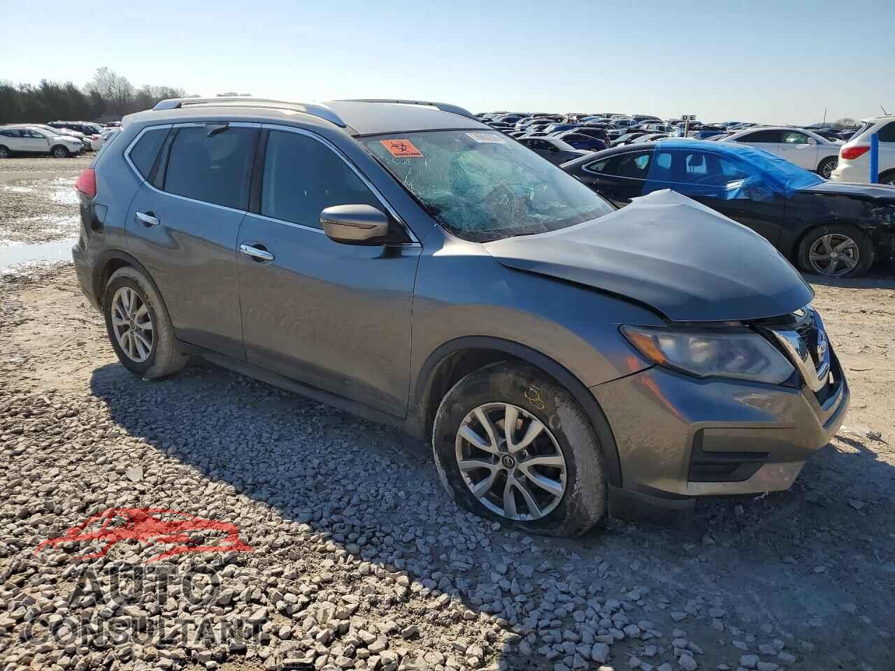 NISSAN ROGUE 2017 - KNMAT2MT5HP551099