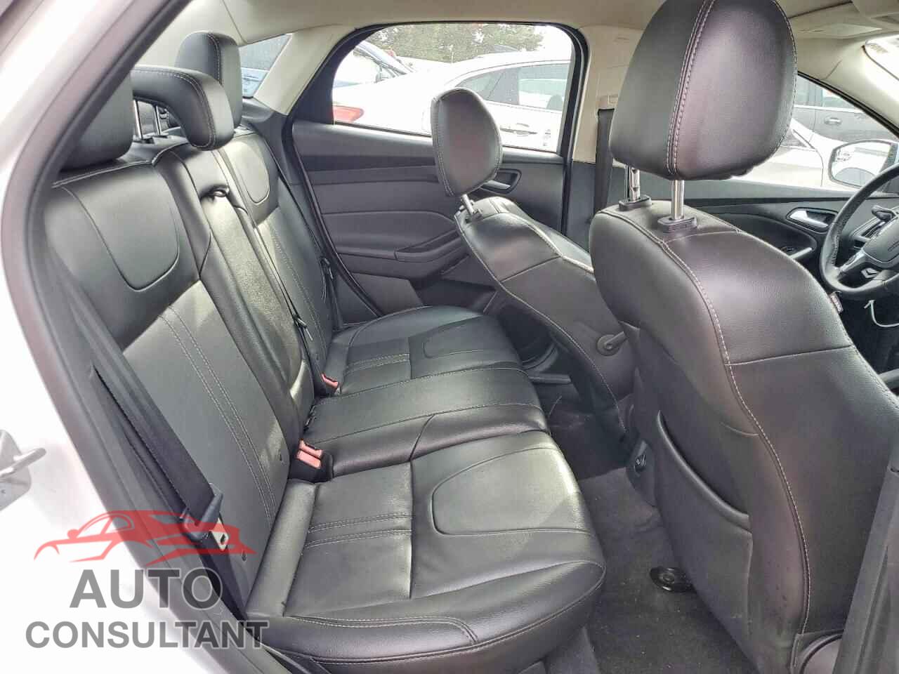 FORD FOCUS 2014 - 1FADP3F21EL314565