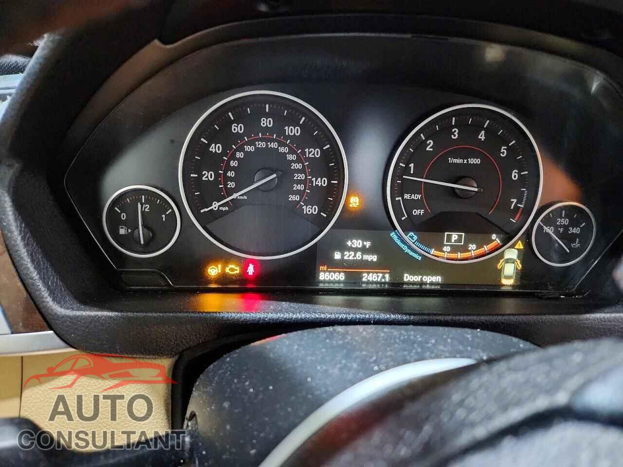 BMW 3 SERIES 2016 - WBA8E3G5XGNU05462