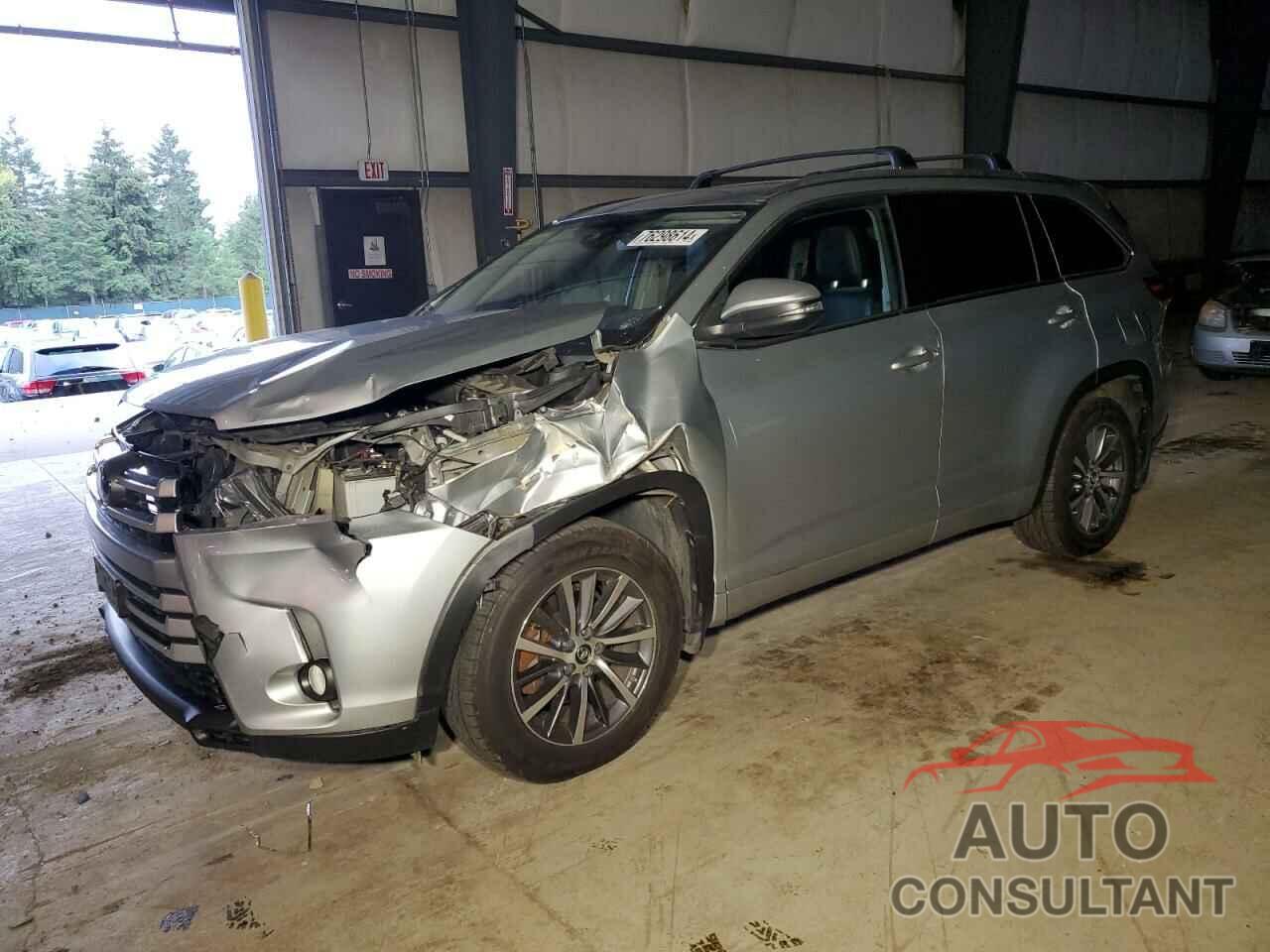 TOYOTA HIGHLANDER 2017 - 5TDJZRFH8HS402000