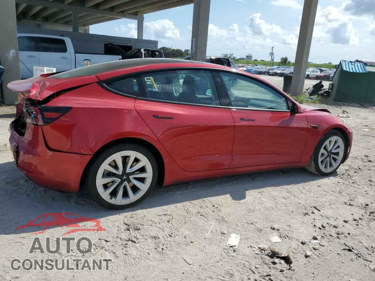 TESLA MODEL 3 2021 - 5YJ3E1EB2MF035449
