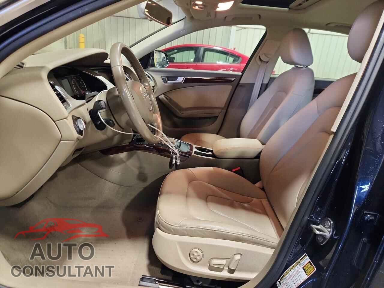 AUDI A4 2012 - WAUBFAFL7CA087907