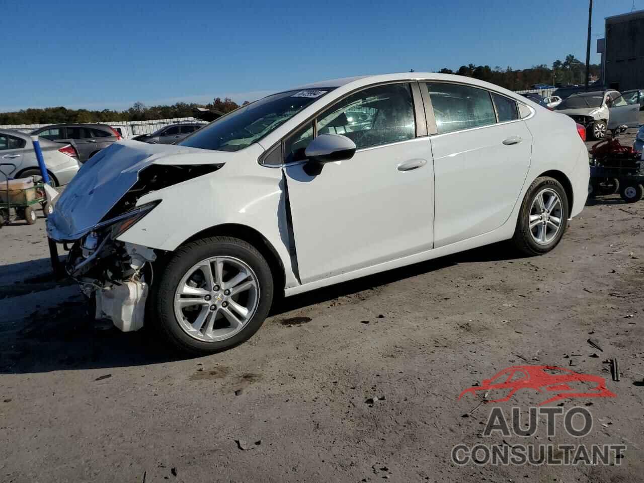 CHEVROLET CRUZE 2018 - 1G1BE5SM0J7202636