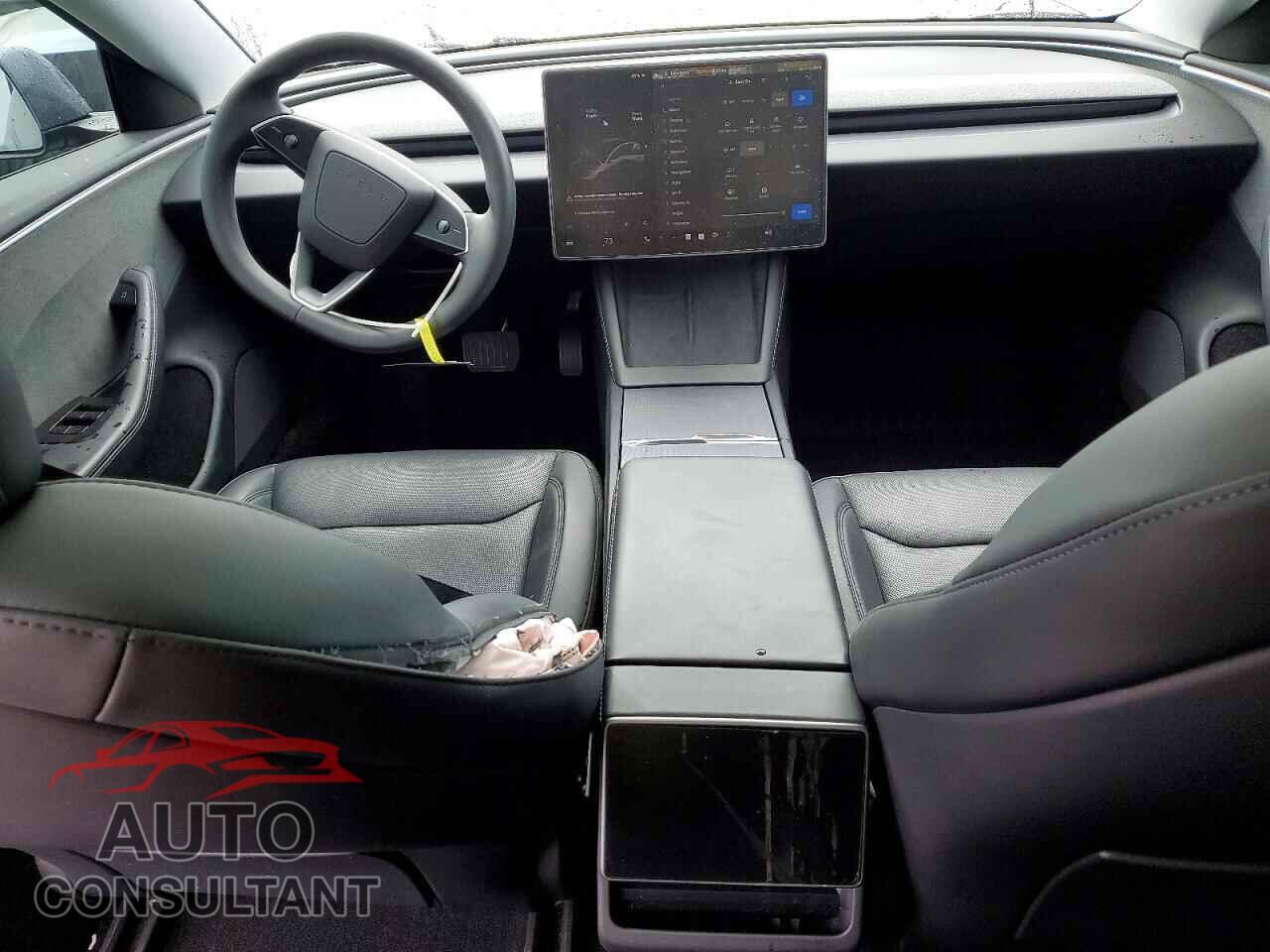 TESLA MODEL 3 2025 - 5YJ3E1EA1SF960065