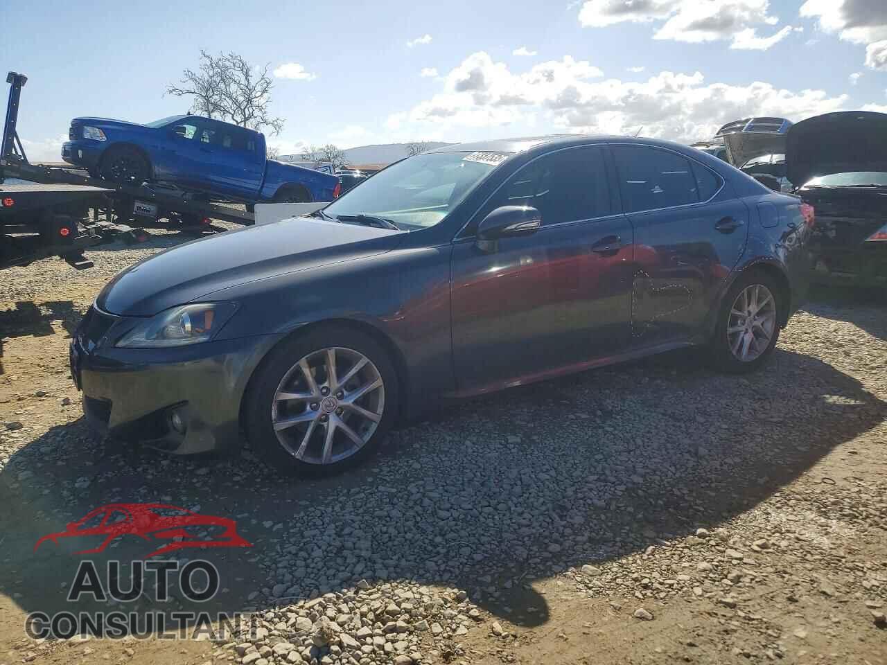 LEXUS IS 2011 - JTHBF5C20B5142564