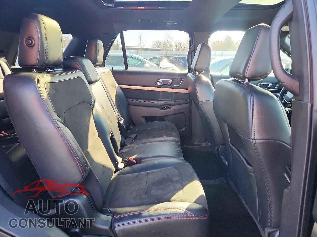 FORD EXPLORER 2018 - 1FM5K8D88JGA22735