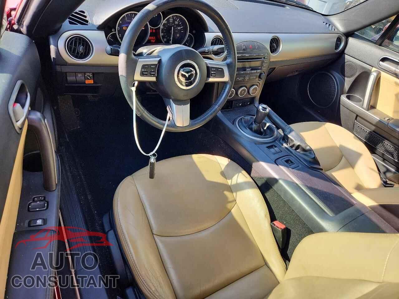 MAZDA MX5 2011 - JM1NC2PF0B0215061