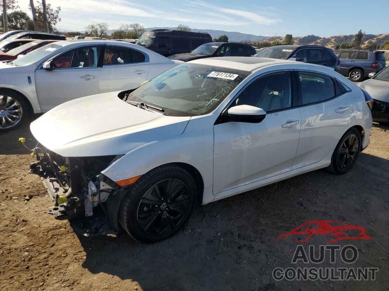 HONDA CIVIC 2018 - SHHFK7H53JU422813