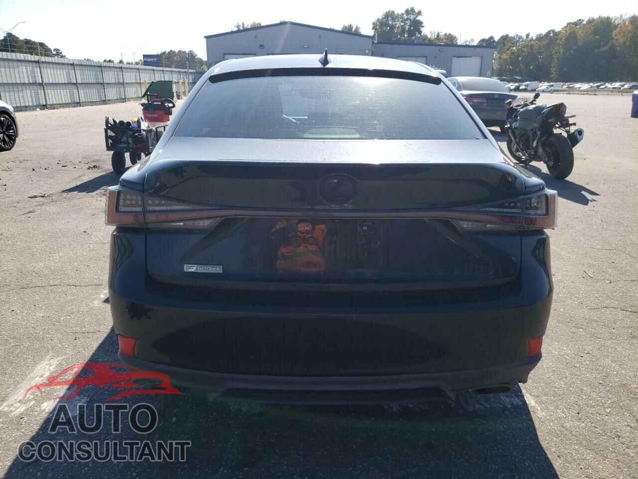 LEXUS IS 2017 - JTHBA1D21H5040222