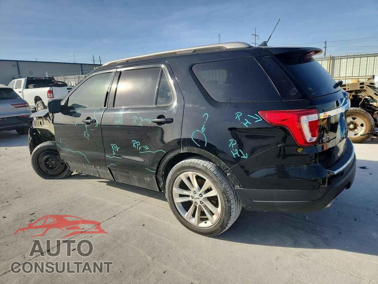 FORD EXPLORER 2018 - 1FM5K7D8XJGB99135