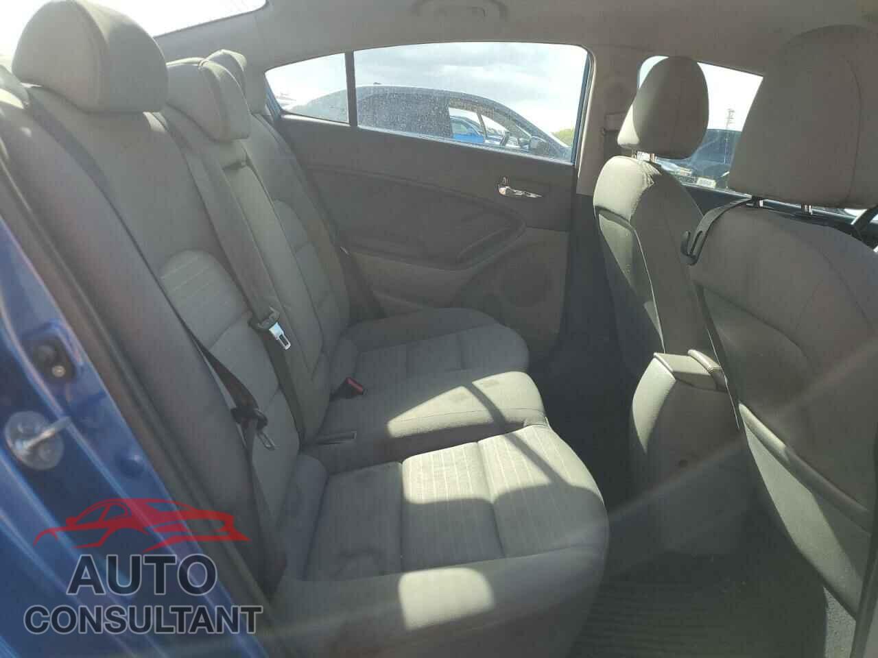 KIA FORTE 2014 - KNAFX4A8XE5123121