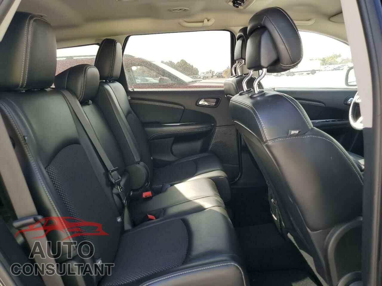 DODGE JOURNEY 2017 - 3C4PDCGG3HT556650