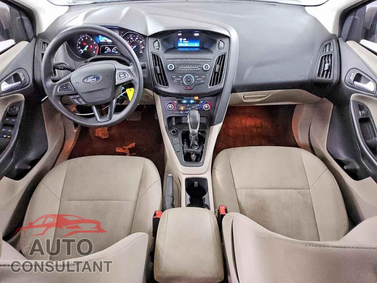 FORD FOCUS 2018 - 1FADP3FE3JL270511