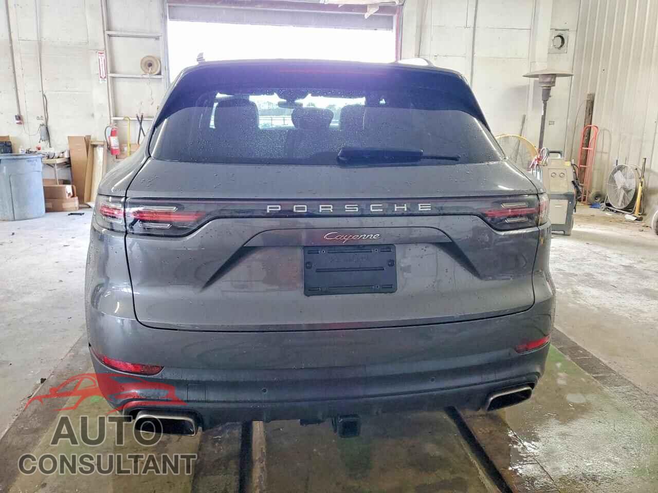 PORSCHE CAYENNE 2019 - WP1AA2AY5KDA17372