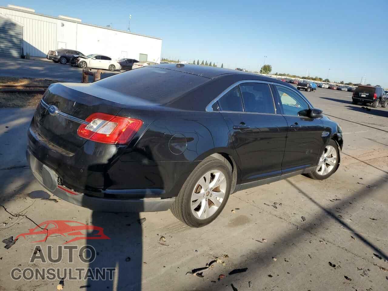 FORD TAURUS 2011 - 1FAHP2EW3BG156427