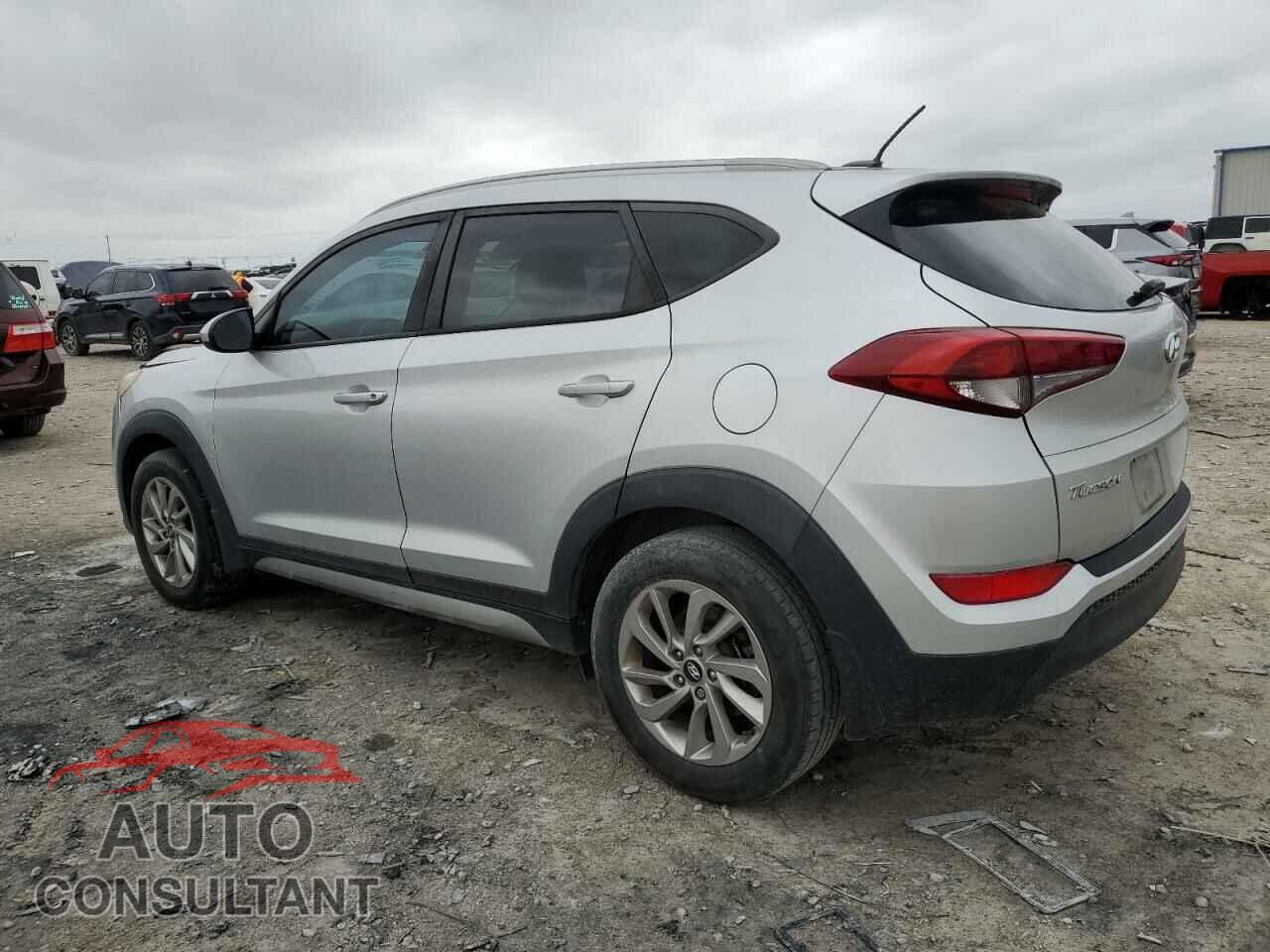 HYUNDAI TUCSON 2017 - KM8J33A43HU327491