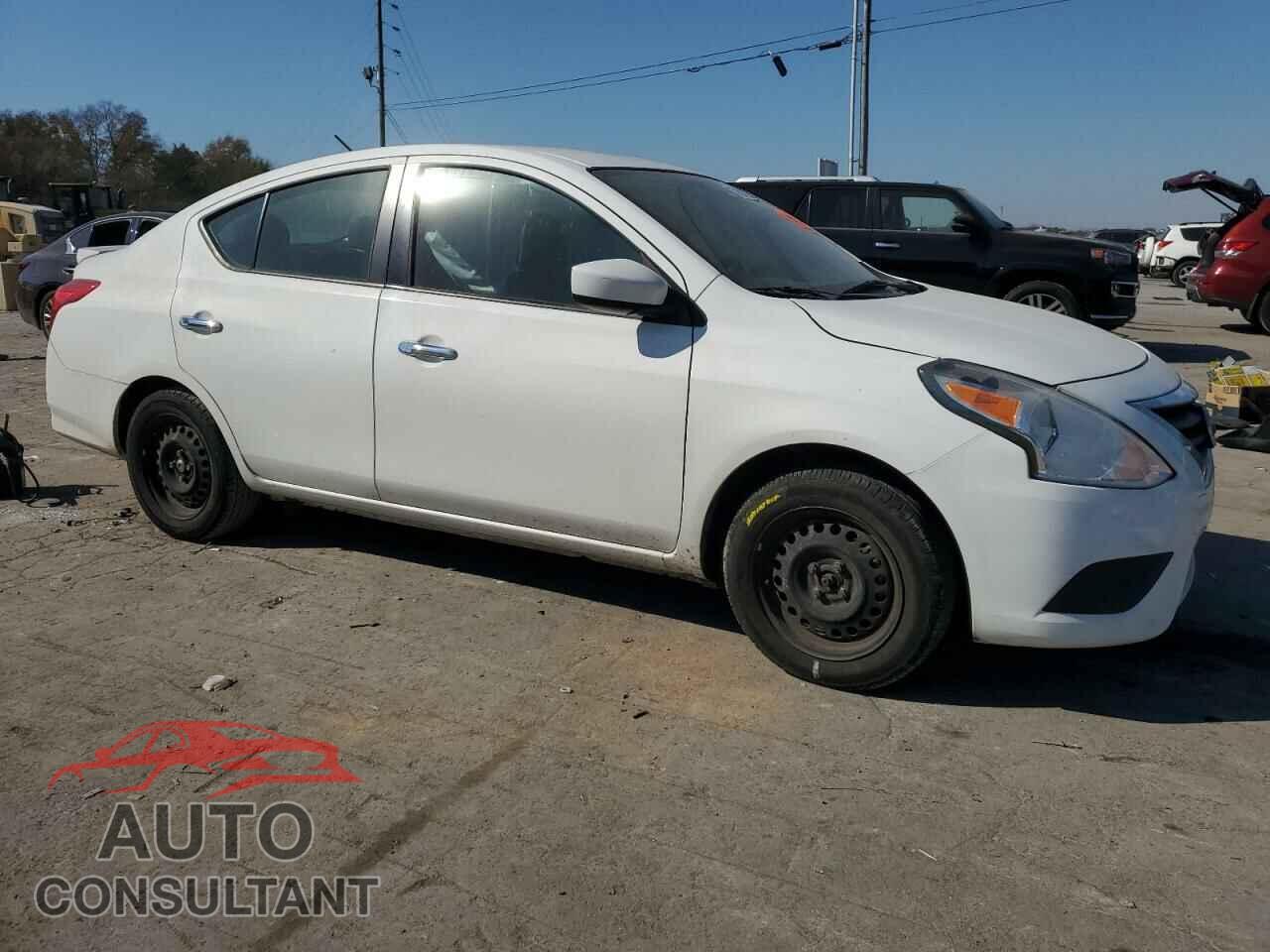 NISSAN VERSA 2019 - 3N1CN7APXKL814085