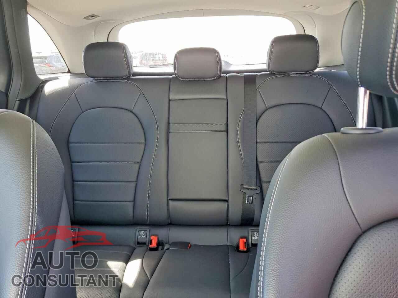 MERCEDES-BENZ GLC-CLASS 2016 - WDC0G4KB2GF110020
