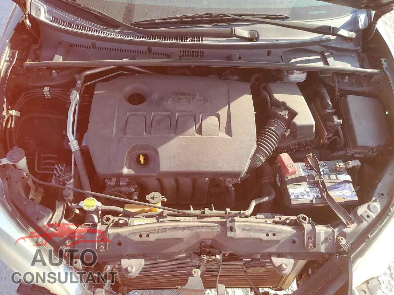 TOYOTA COROLLA 2014 - 2T1BURHEXEC152995