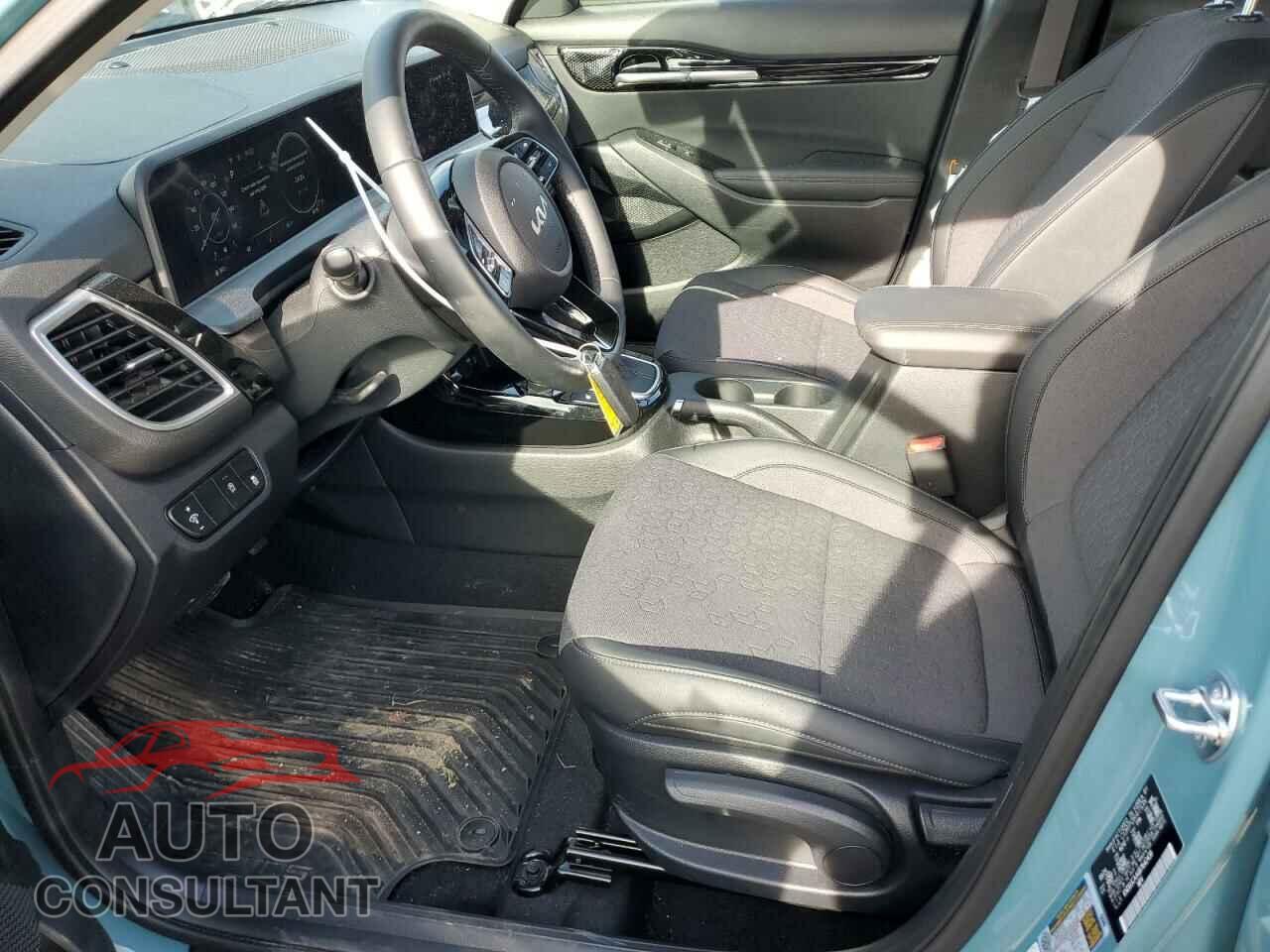 KIA SELTOS 2024 - KNDEUCAA6R7642438