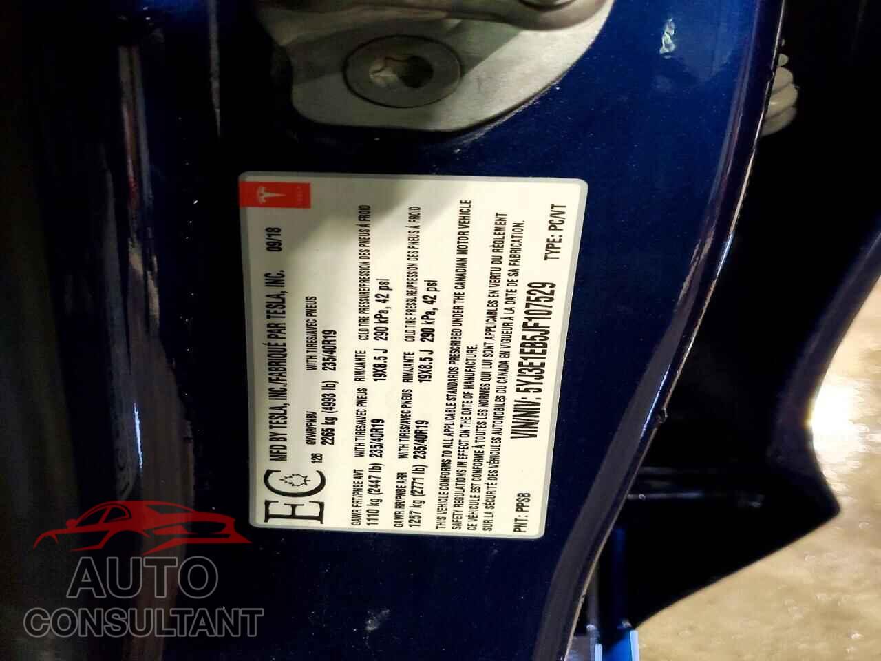 TESLA MODEL 3 2018 - 5YJ3E1EB5JF107529