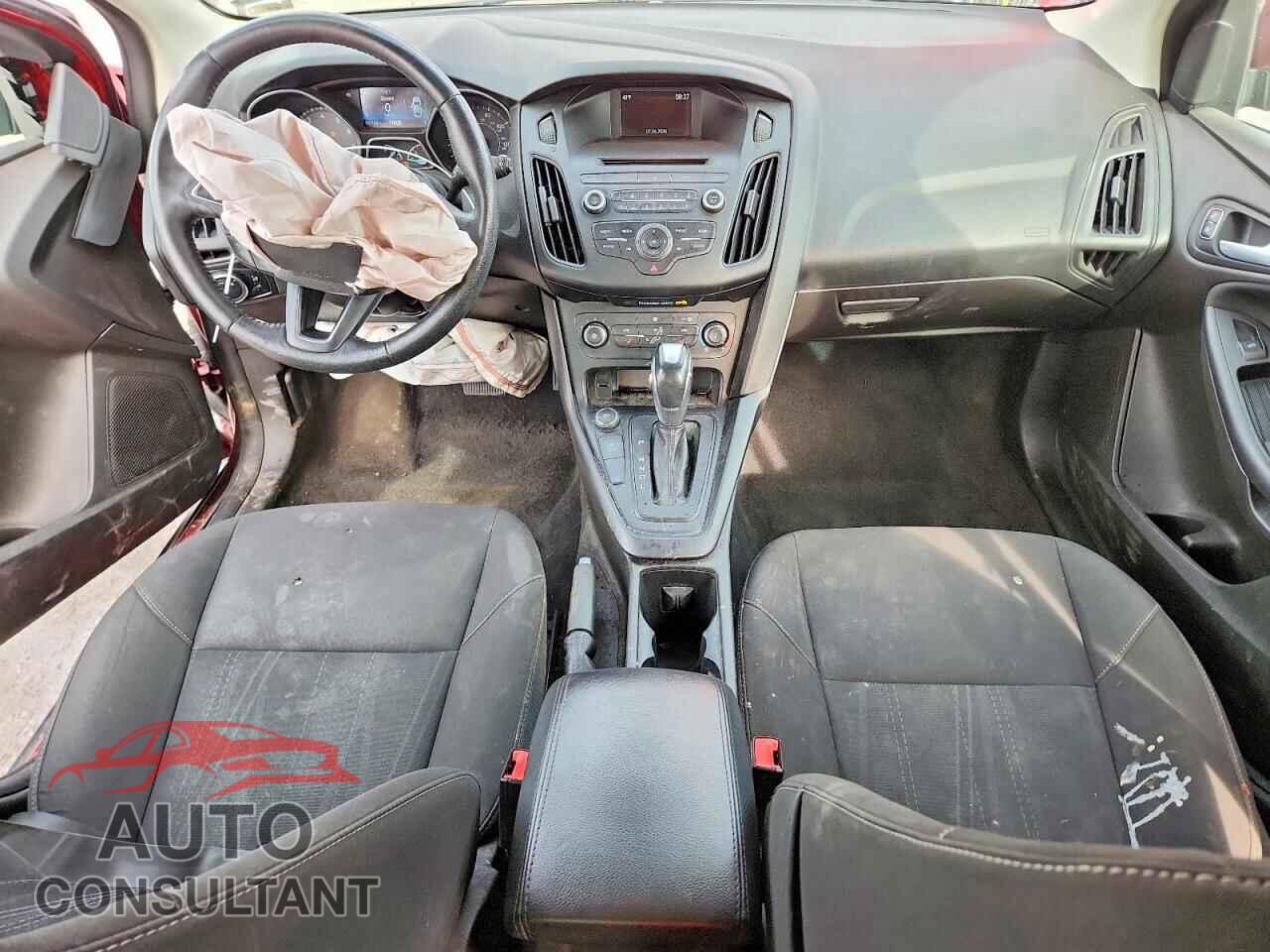 FORD FOCUS 2016 - 1FADP3K21GL288218