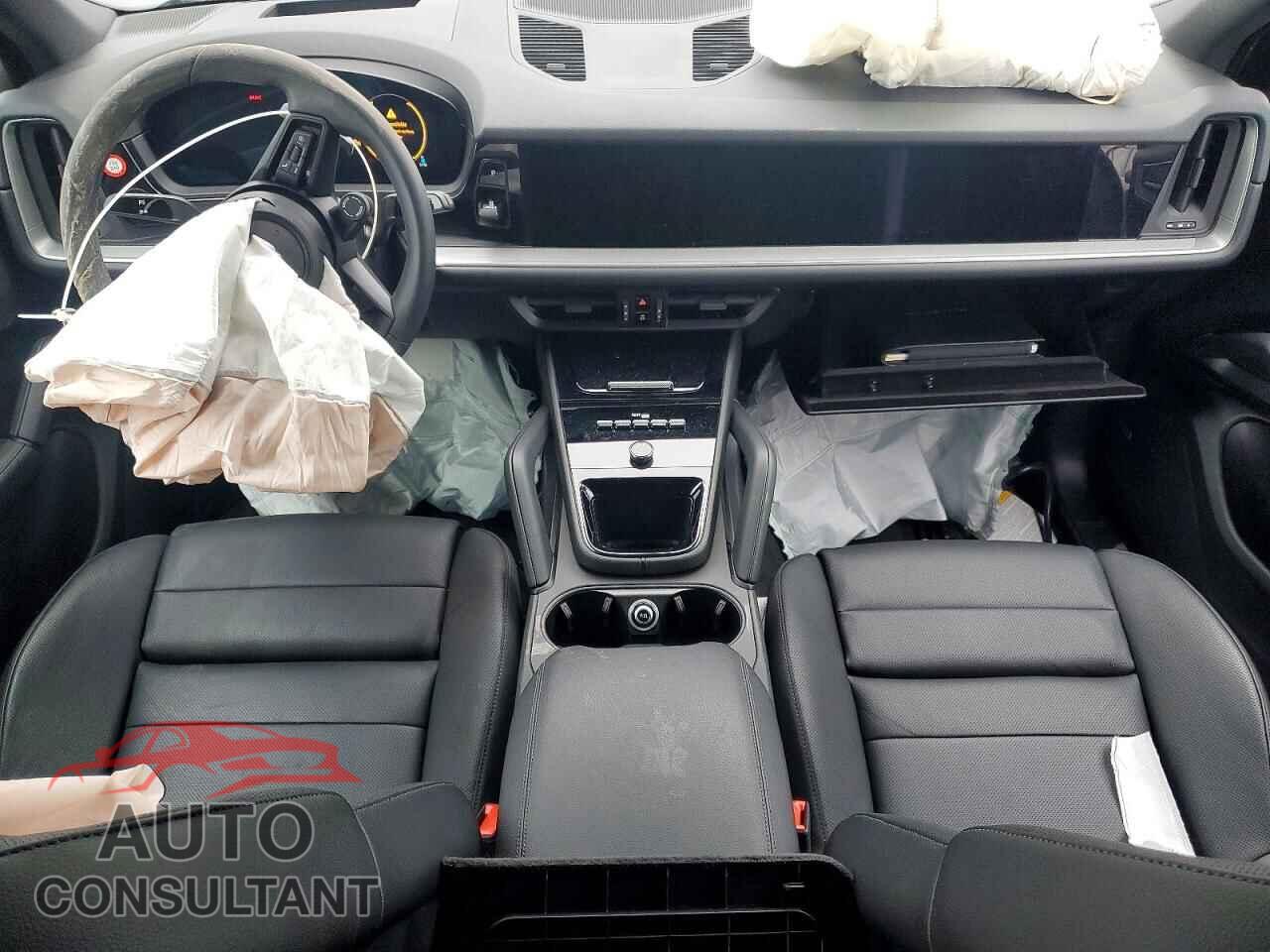 PORSCHE CAYENNE 2024 - WP1AA2AY5RDA13896