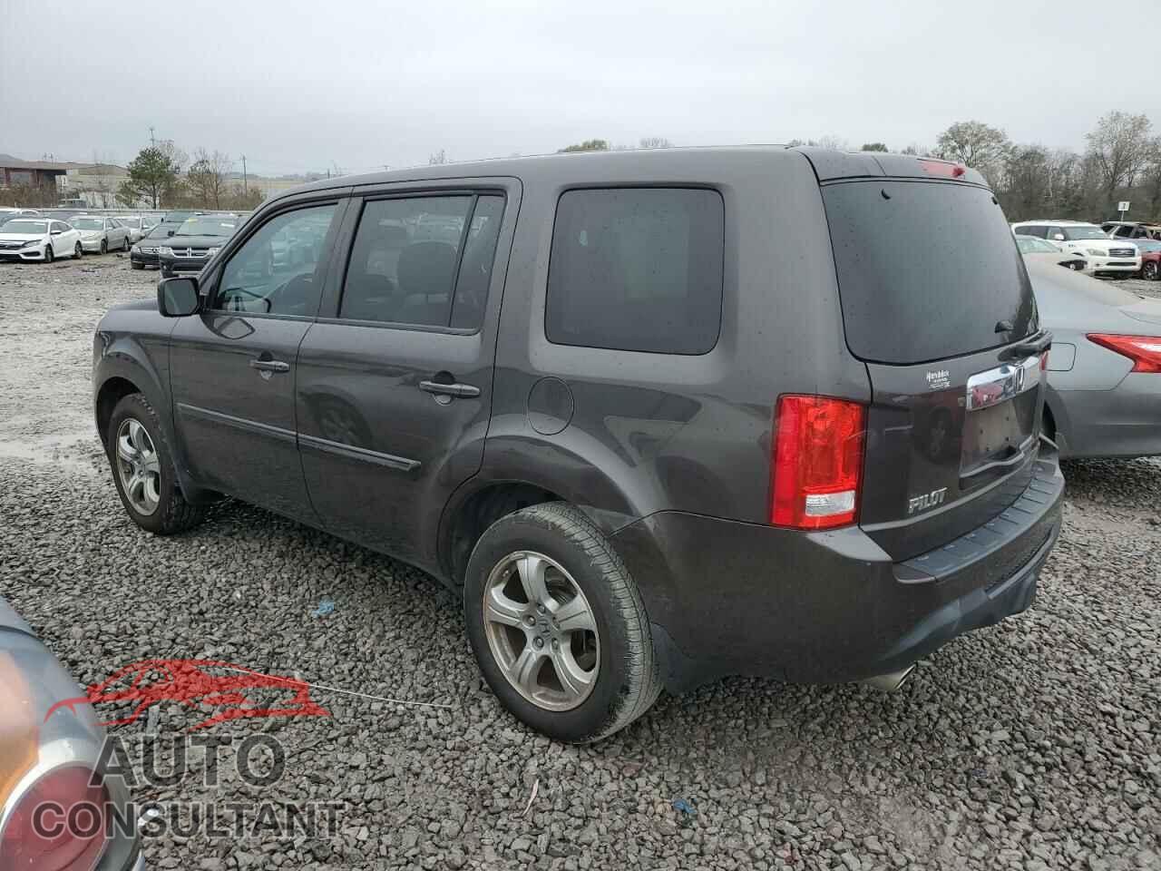 HONDA PILOT 2015 - 5FNYF3H52FB020926