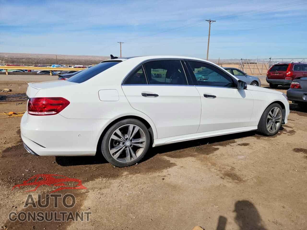 MERCEDES-BENZ E 2015 - WDDHF5KB3FB102487