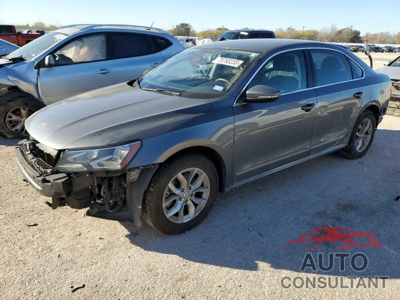 VOLKSWAGEN PASSAT 2017 - 1VWAT7A39HC084744