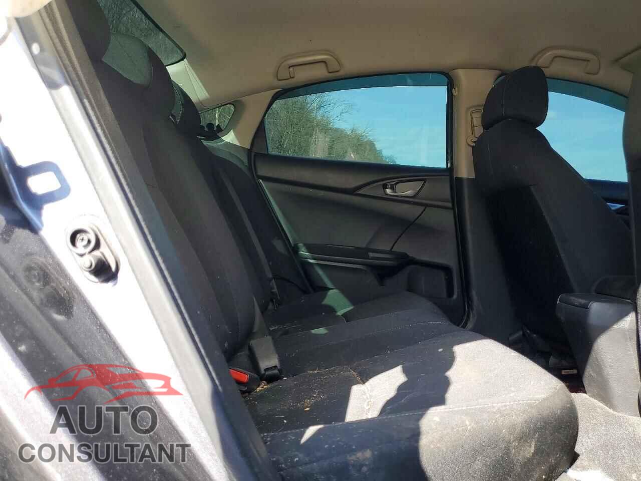 HONDA CIVIC 2017 - 2HGFC2F51HH538375