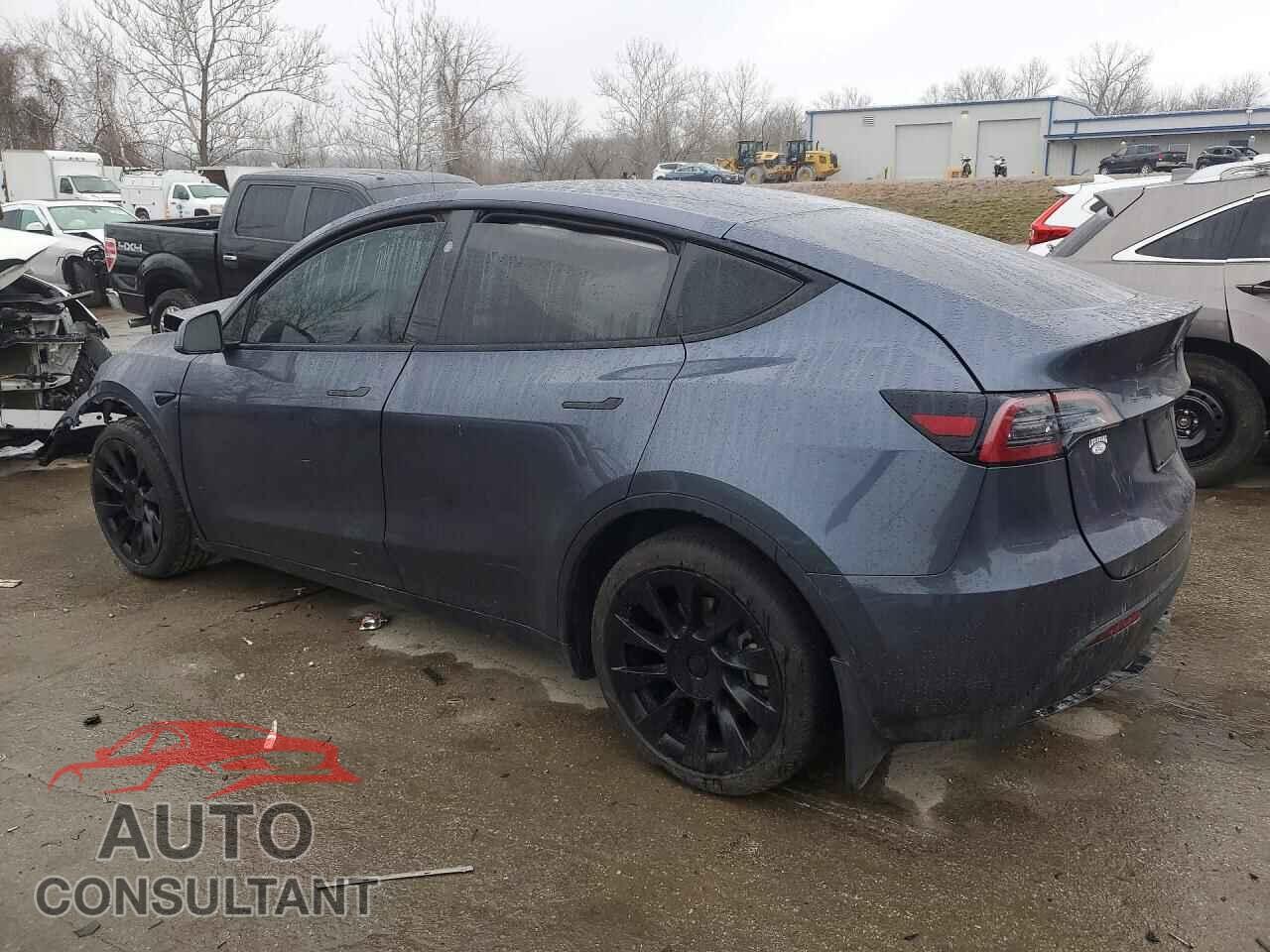 TESLA MODEL Y 2023 - 7SAYGDEE0PA182739