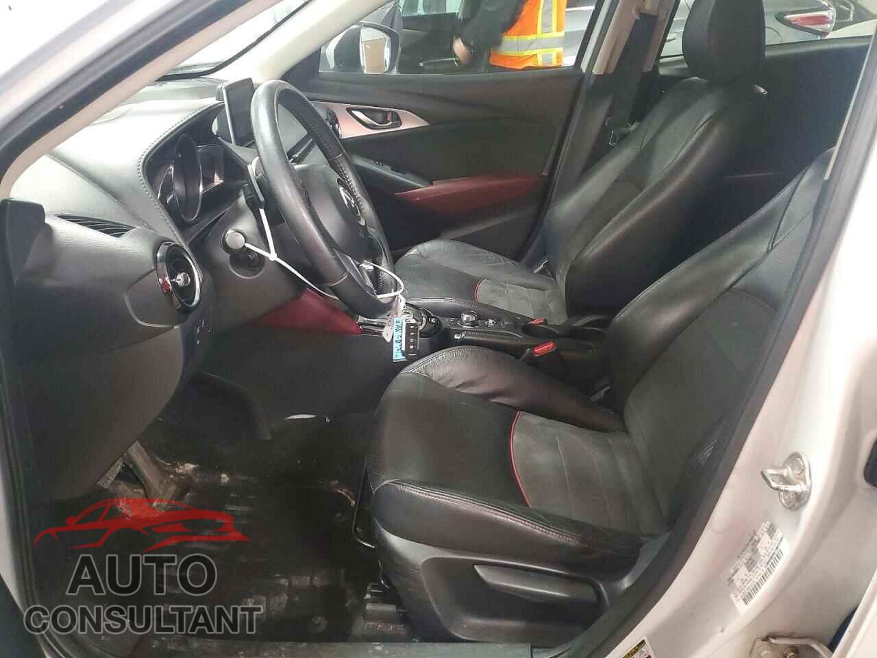 MAZDA CX-3 2017 - JM1DKFD78H0141075