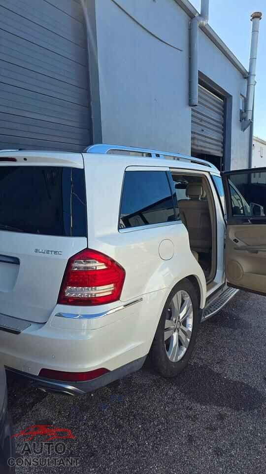 MERCEDES-BENZ GL-CLASS 2012 - 4JGBF2FE9CA786980