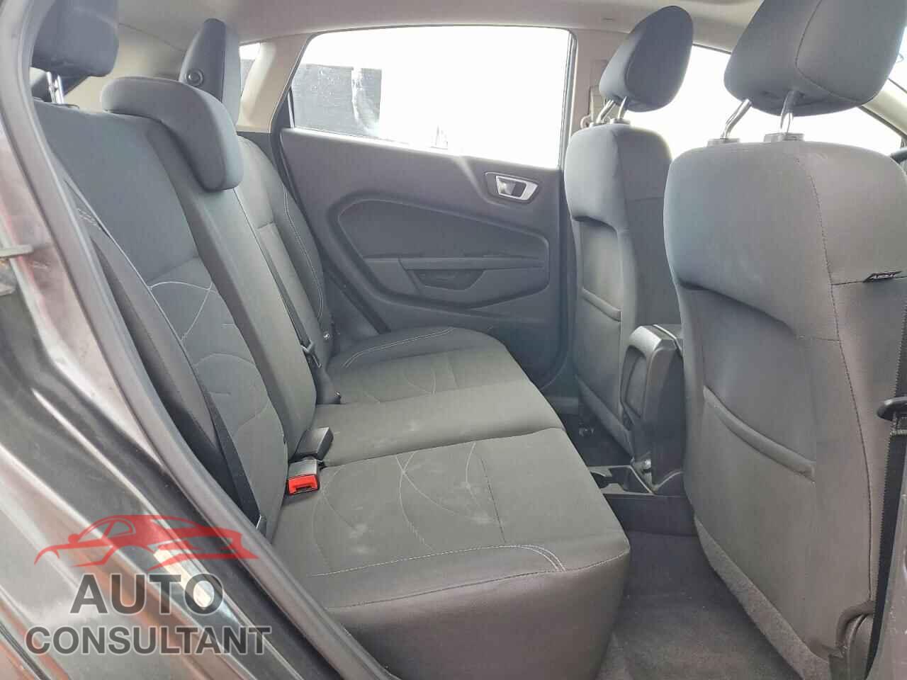 FORD FIESTA 2016 - 3FADP4EJ5GM130102