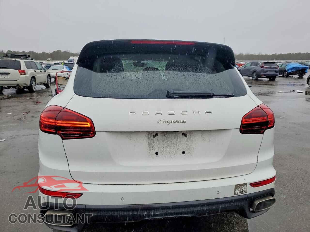 PORSCHE CAYENNE 2016 - WP1AA2A27GKA12334