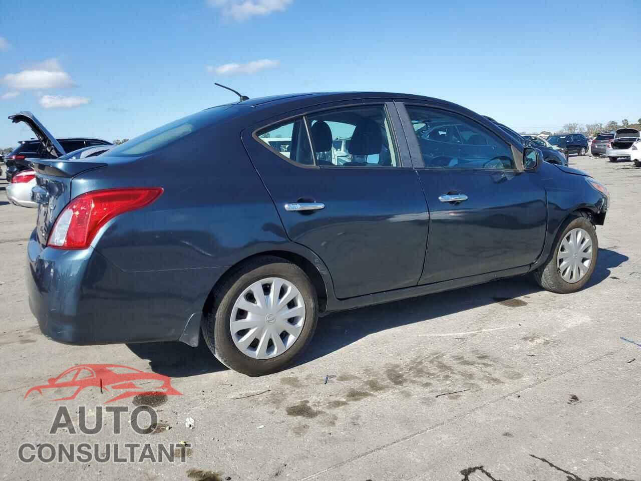 NISSAN VERSA 2017 - 3N1CN7AP3HL846840