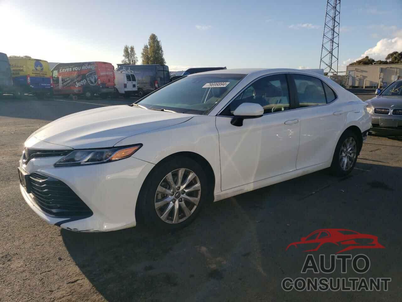 TOYOTA CAMRY 2018 - 4T1B11HK5JU517365